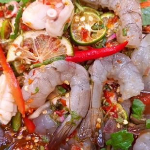 GỎI HẢI SẢN THÁI LAN