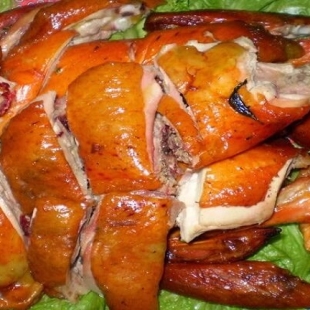 GÀ QUAY NƯỚC DỪA